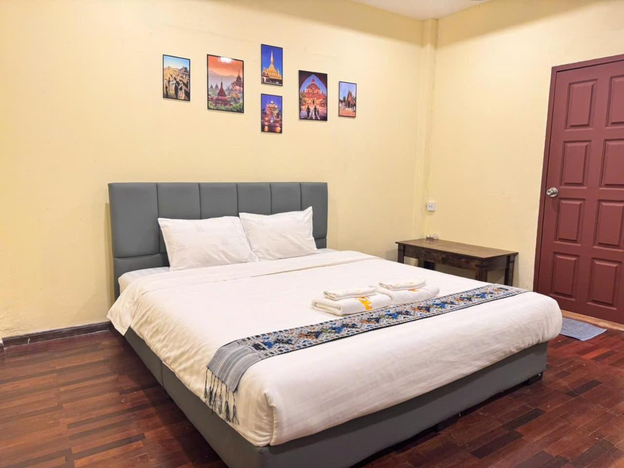 Yula Hotel Thatluang Vientiane Exterior photo